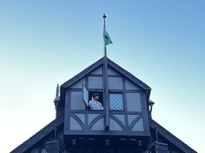 The pre-show flag at OSF